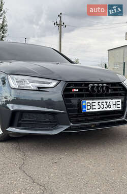 Седан Audi A4 2017 в 