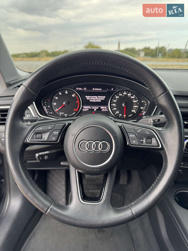 Седан Audi A4 2017 в Николаеве