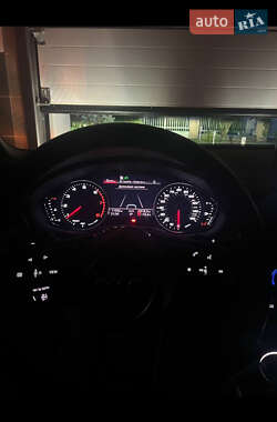 Седан Audi A4 2023 в Кам'янці-Бузькій