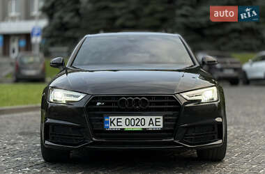 Седан Audi A4 2016 в Днепре