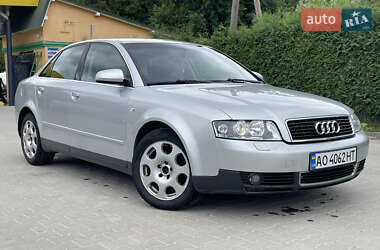 Седан Audi A4 2001 в 