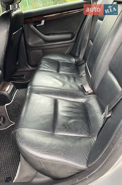 Седан Audi A4 2001 в 