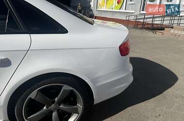 Седан Audi A4 2014 в 