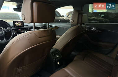 Седан Audi A4 2016 в 