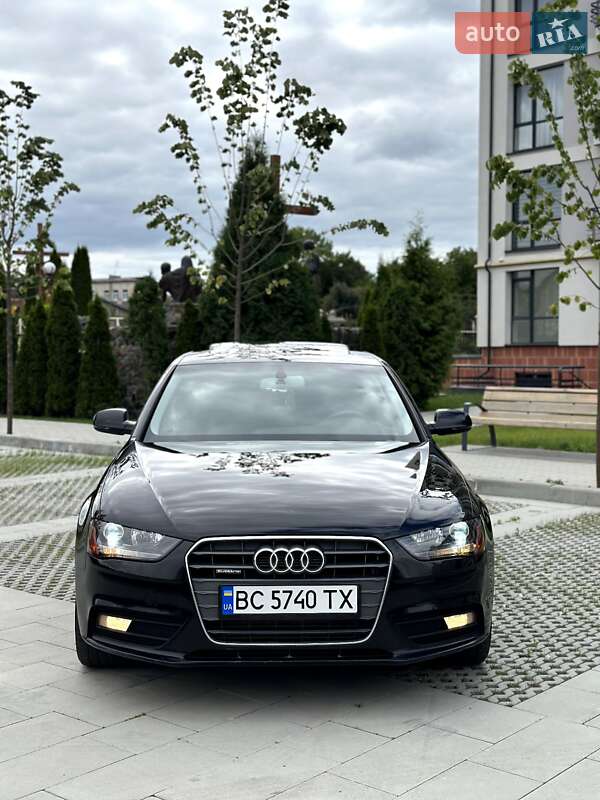 Седан Audi A4 2013 в Самборе