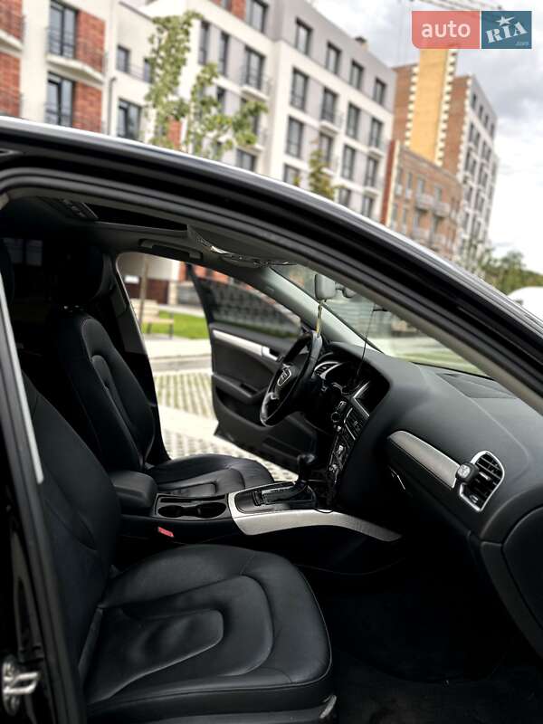 Седан Audi A4 2013 в Самборе