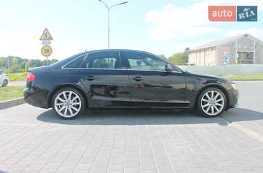 Седан Audi A4 2013 в 