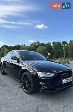 Седан Audi A4 2012 в 
