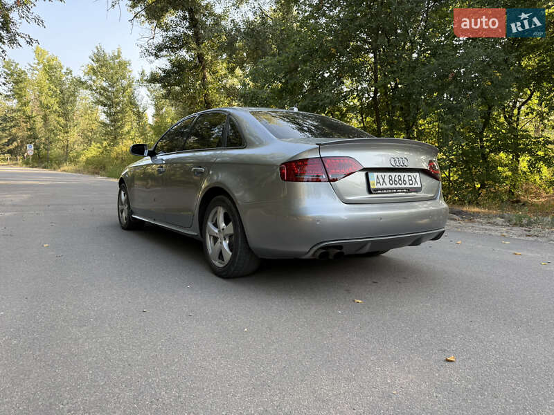 Седан Audi A4 2011 в Днепре