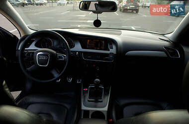 Седан Audi A4 2010 в 