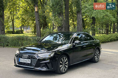 Седан Audi A4 2020 в 