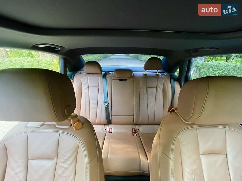 Седан Audi A4 2020 в Киеве