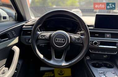 Седан Audi A4 2019 в 