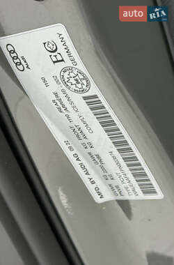 Седан Audi A4 2022 в 