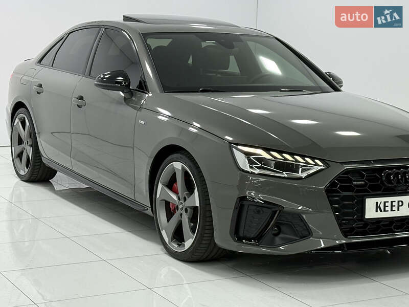 Седан Audi A4 2022 в Одессе