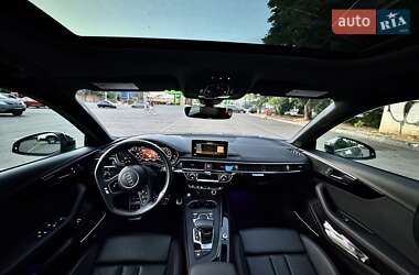 Седан Audi A4 2018 в 