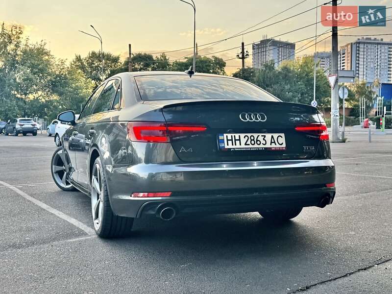 Седан Audi A4 2018 в Одессе