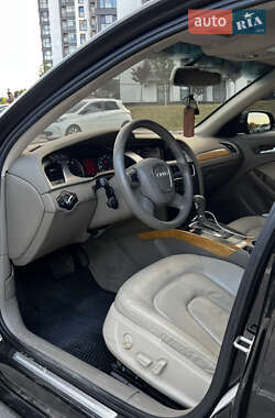 Седан Audi A4 2009 в 