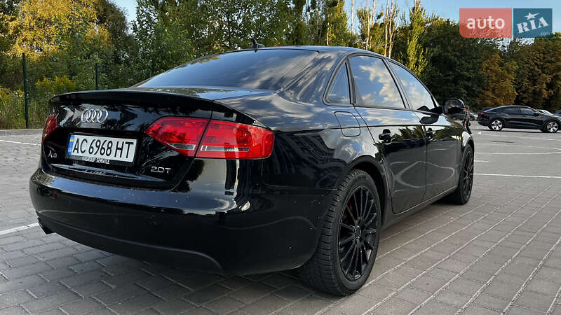 Седан Audi A4 2009 в Луцке