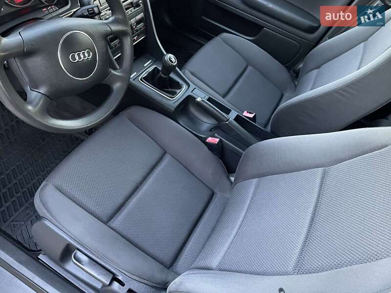Универсал Audi A4 2003 в Каменском