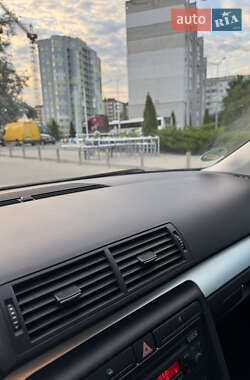 Седан Audi A4 2005 в 