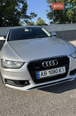 Седан Audi A4 2013 в 