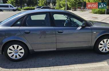Седан Audi A4 2001 в 