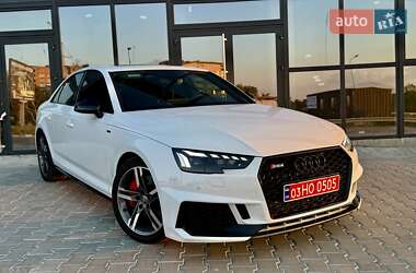 Седан Audi A4 2018 в 