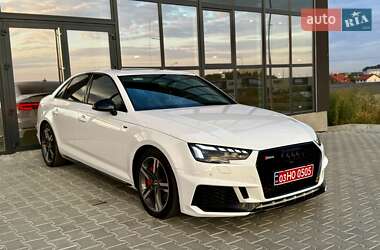 Седан Audi A4 2018 в 