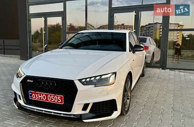 Седан Audi A4 2018 в 