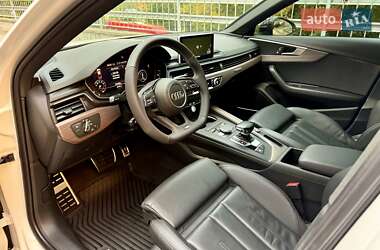 Седан Audi A4 2018 в 