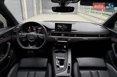 Седан Audi A4 2018 в 