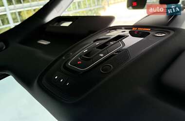 Седан Audi A4 2018 в 