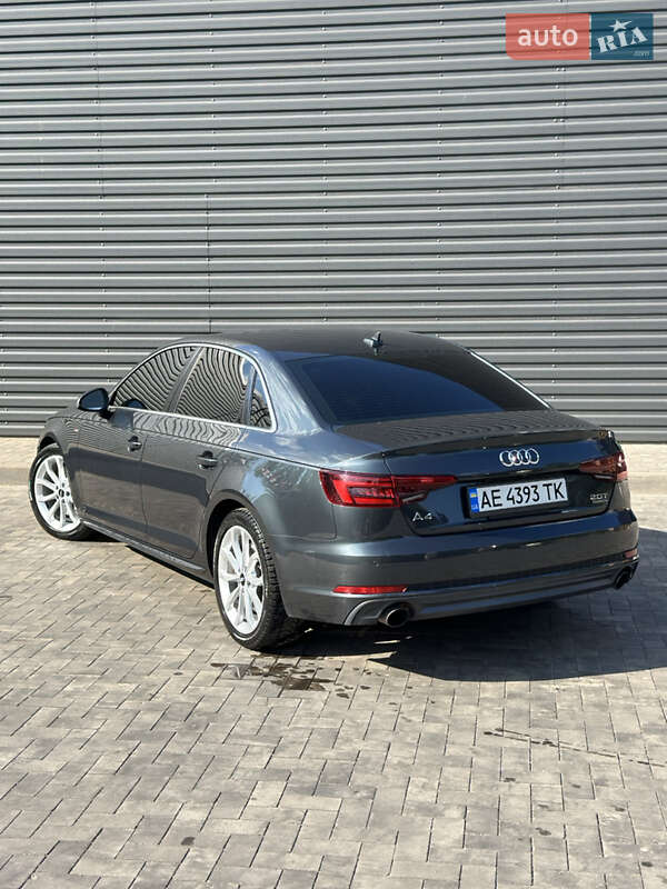 Седан Audi A4 2017 в Кривом Роге