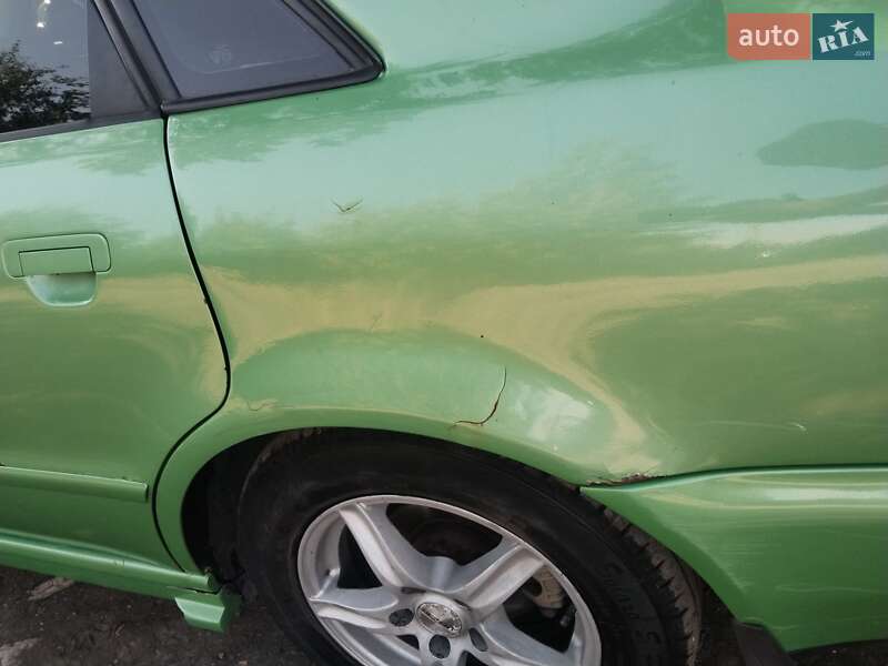 Седан Audi A4 1997 в Подольске