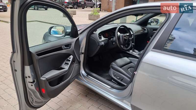 Седан Audi A4 2011 в Киеве