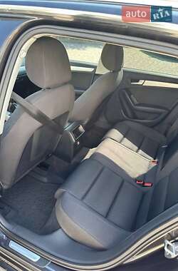 Универсал Audi A4 2011 в 