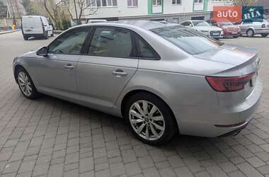 Седан Audi A4 2016 в Ивано-Франковске