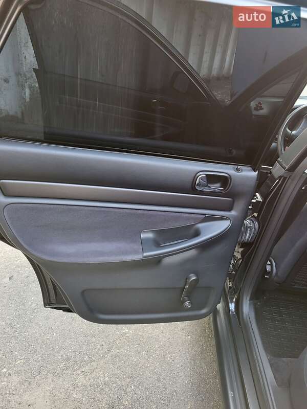 Седан Audi A4 1995 в Черкассах