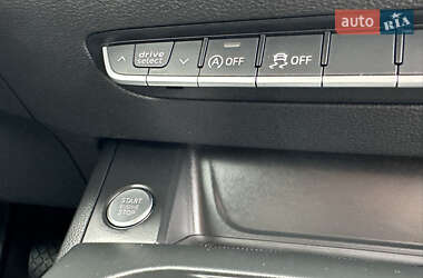 Универсал Audi A4 2016 в 