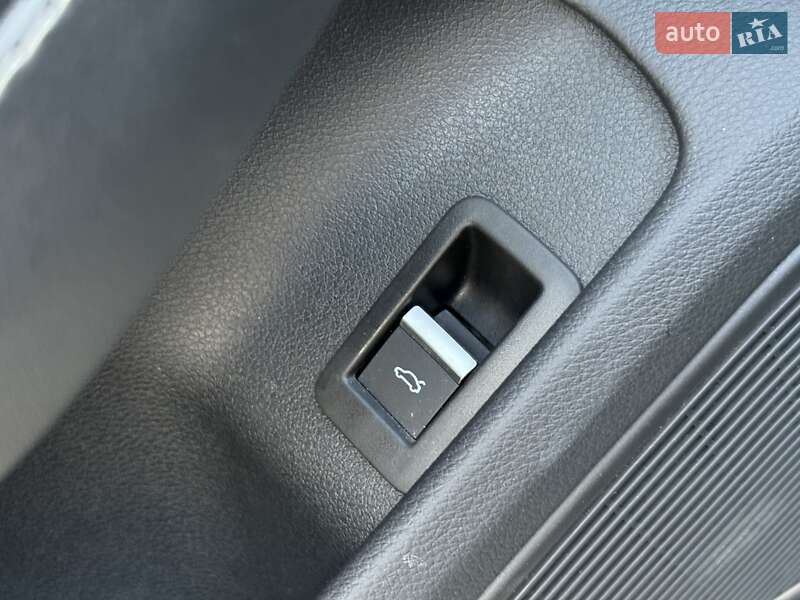 Універсал Audi A4 2022 в Луцьку