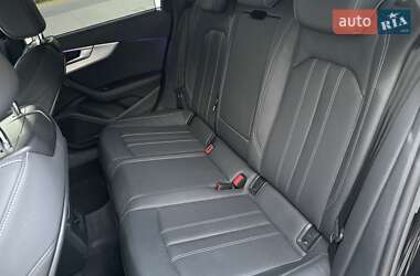 Универсал Audi A4 2022 в 