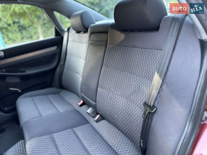 Седан Audi A4 1999 в Ровно