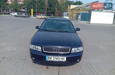 Седан Audi A4 1999 в 
