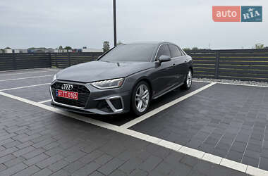 Седан Audi A4 2020 в 