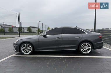 Седан Audi A4 2020 в 