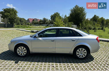 Седан Audi A4 2004 в 