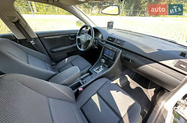 Седан Audi A4 2004 в 