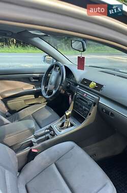 Универсал Audi A4 2002 в 