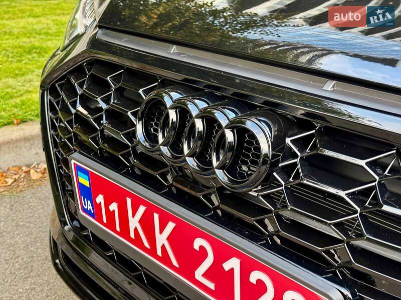 Седан Audi A4 2021 в Киеве